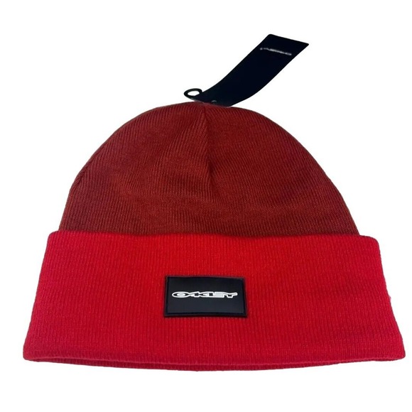 Oakley TC STRETCH LOGO BEANIE‎ RED LINE/IRON RED Winter Hat NEW - Picture 1 of 3